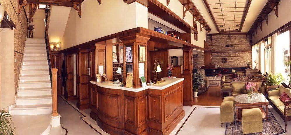 Hotel Elvetia Karpenisi Ngoại thất bức ảnh